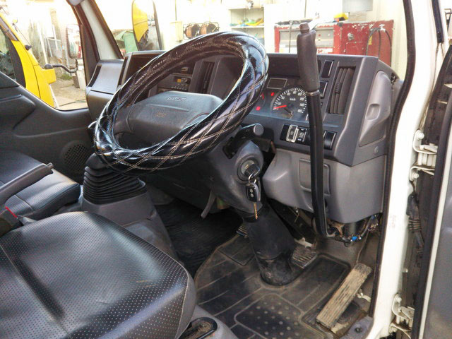 いすゞエルフダンプ小型（2t・3t）[写真34]