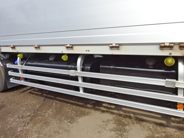 日野プロフィアアルミウイング大型（10t）[写真11]