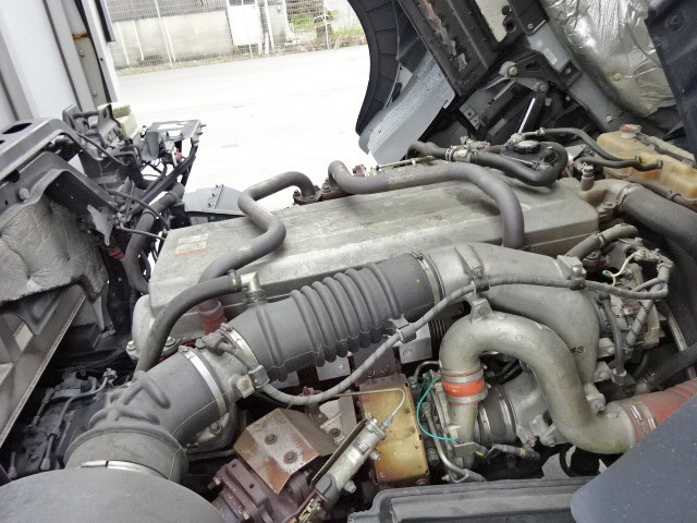 日野プロフィアアルミウイング大型（10t）[写真28]