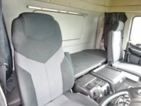 日野プロフィアアルミウイング大型（10t）[写真32]