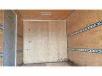 三菱ふそうキャンターアルミバン小型（2t・3t）[写真10]