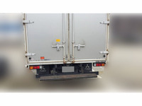 三菱ふそうキャンターアルミバン小型（2t・3t）[写真07]