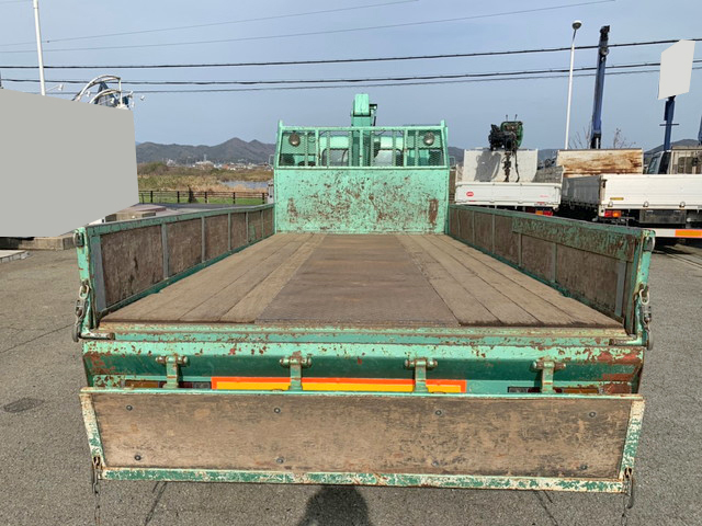 三菱ふそうキャンターセルフクレーン3段小型（2t・3t）[写真16]