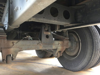 三菱ふそうスーパーグレート平ボディ大型（10t）[写真13]