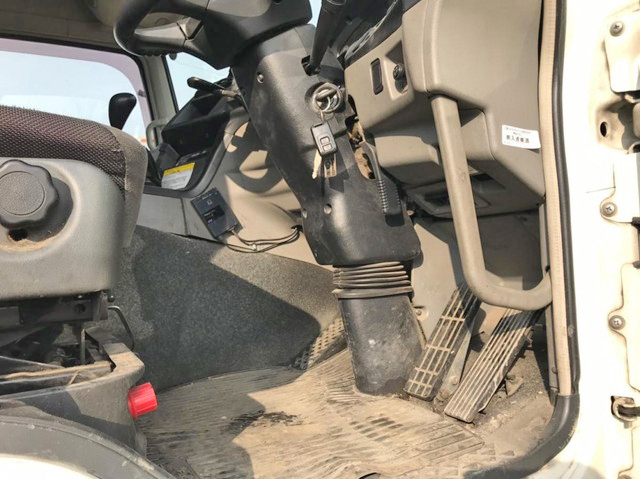 三菱ふそうその他の車種トレーラーヘッド（トラクターヘッド）大型（10t）[写真27]