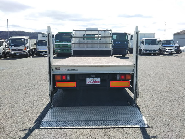 三菱ふそうキャンター平ボディ小型（2t・3t）[写真12]