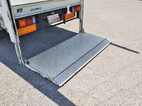 三菱ふそうキャンター平ボディ小型（2t・3t）[写真15]