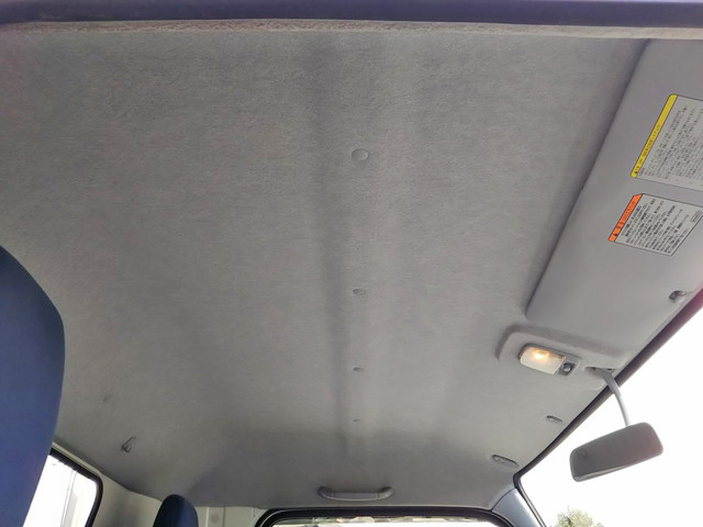 三菱ふそうキャンター平ボディ小型（2t・3t）[写真36]