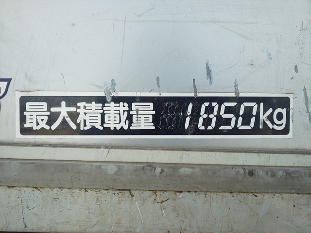 いすゞエルフアルミバン小型（2t・3t）[写真17]