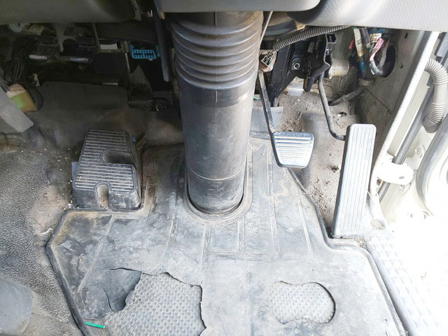 いすゞエルフアルミバン小型（2t・3t）[写真39]