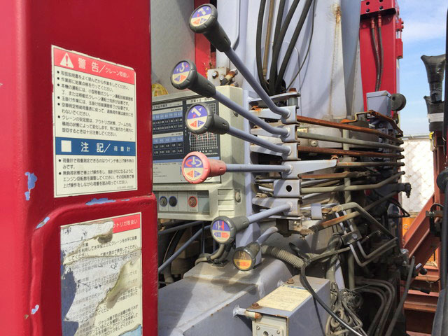UDトラックスビッグサムセルフクレーン4段大型（10t）[写真16]