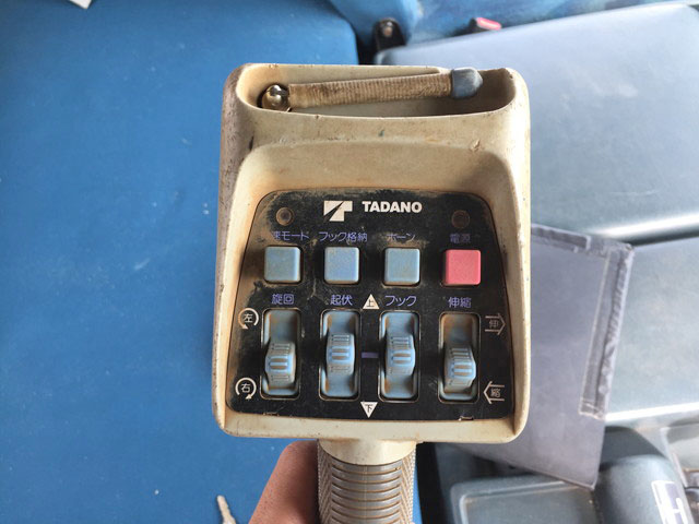 UDトラックスビッグサムセルフクレーン4段大型（10t）[写真18]