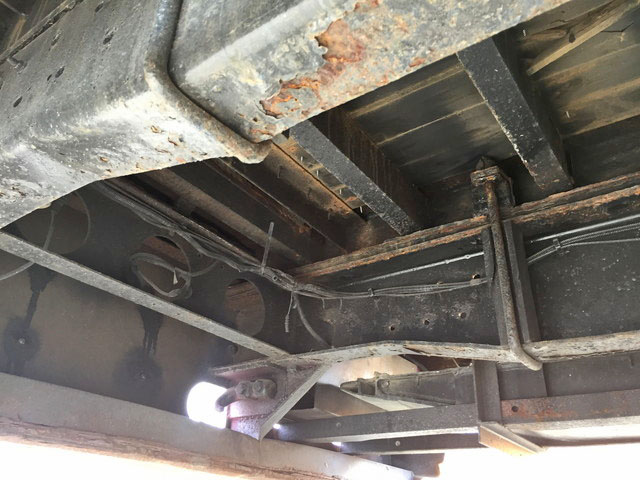 UDトラックスビッグサムセルフクレーン4段大型（10t）[写真23]