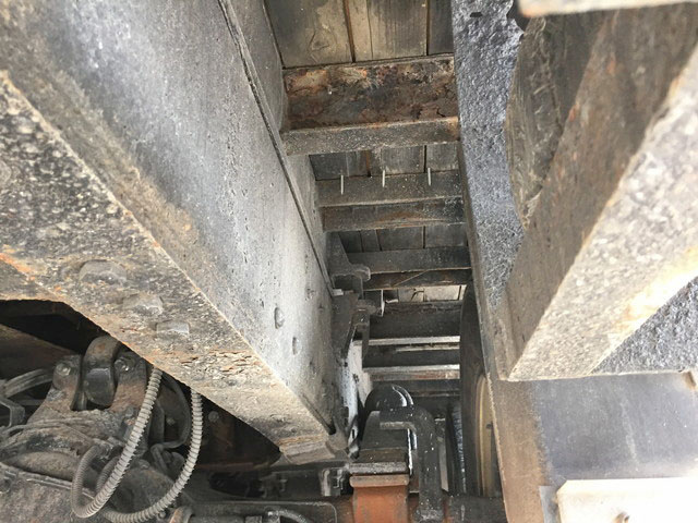 UDトラックスビッグサムセルフクレーン4段大型（10t）[写真24]