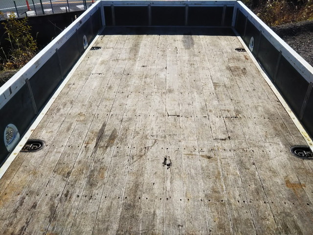 いすゞフォワードクレーン5段中型（4t）[写真13]