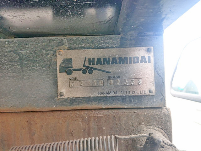 いすゞエルフローダーダンプ小型（2t・3t）[写真12]