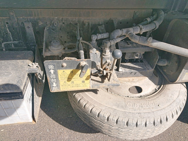 いすゞエルフローダーダンプ小型（2t・3t）[写真25]