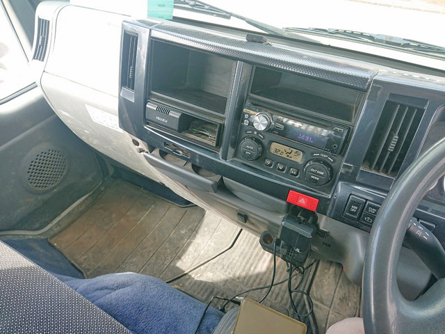 いすゞエルフローダーダンプ小型（2t・3t）[写真30]