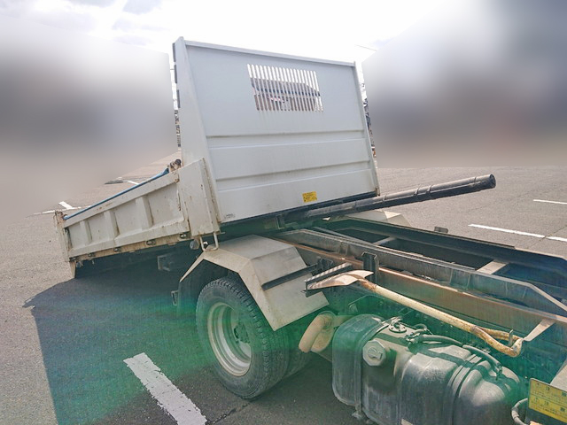 いすゞエルフローダーダンプ小型（2t・3t）[写真05]