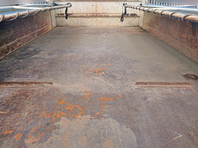 いすゞエルフローダーダンプ小型（2t・3t）[写真07]