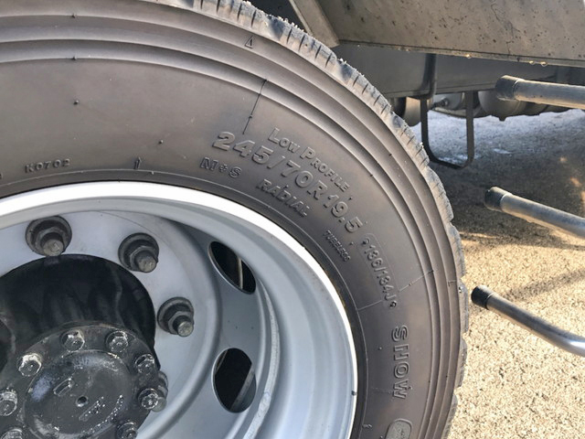 日野プロフィアクレーン4段大型（10t）[写真23]