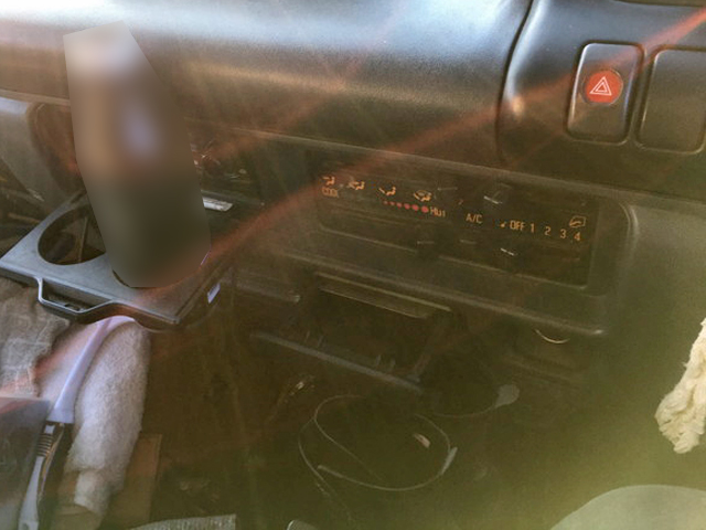 いすゞエルフダンプ小型（2t・3t）[写真33]