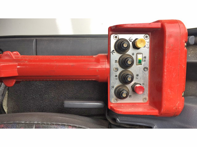 UDトラックスコンドルユニック4段中型（4t）[写真10]