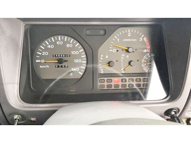 UDトラックスコンドルユニック4段中型（4t）[写真17]