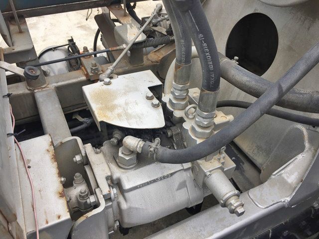 日野プロフィアミキサー車（コンクリートミキサー）大型（10t）[写真17]