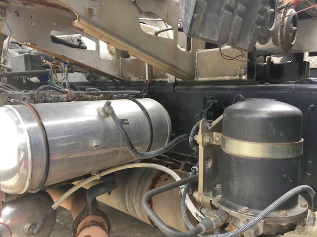 日野プロフィアミキサー車（コンクリートミキサー）大型（10t）[写真26]