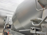 日野プロフィアミキサー車（コンクリートミキサー）大型（10t）[写真04]