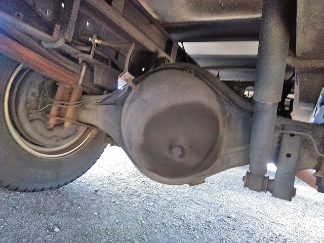 いすゞエルフ冷凍車（冷蔵車）小型（2t・3t）[写真23]