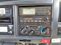 いすゞエルフ冷凍車（冷蔵車）小型（2t・3t）[写真31]