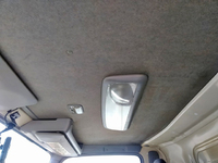 いすゞエルフ冷凍車（冷蔵車）小型（2t・3t）[写真32]