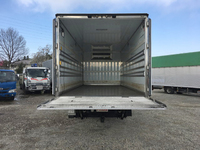 いすゞフォワード冷凍車（冷蔵車）中型（4t）[写真15]