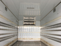 いすゞフォワード冷凍車（冷蔵車）中型（4t）[写真16]