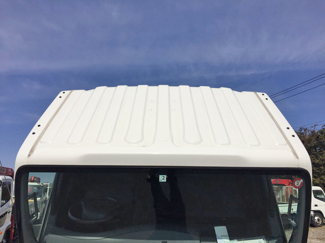 いすゞエルフアルミバン小型（2t・3t）[写真10]