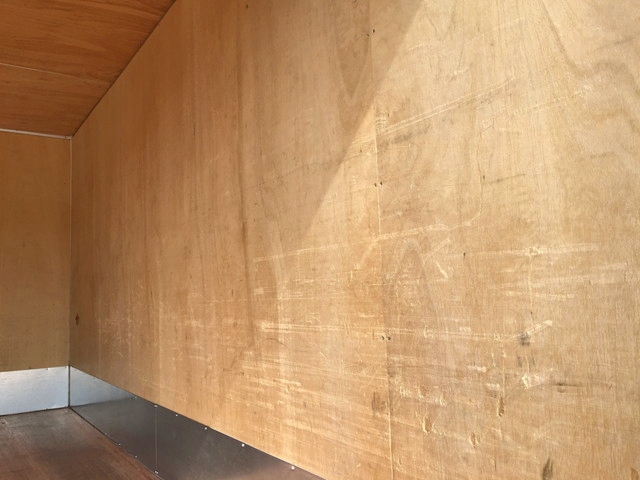 いすゞエルフアルミバン小型（2t・3t）[写真15]