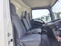 いすゞエルフアルミバン小型（2t・3t）[写真27]