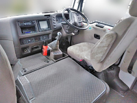 三菱ふそうローザマイクロバス[写真15]