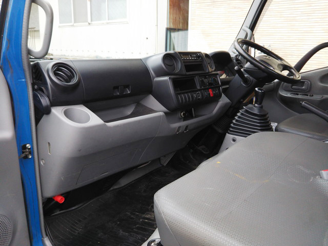 日野デュトロアルミブロック小型（2t・3t）[写真26]