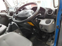 日野デュトロアルミブロック小型（2t・3t）[写真27]