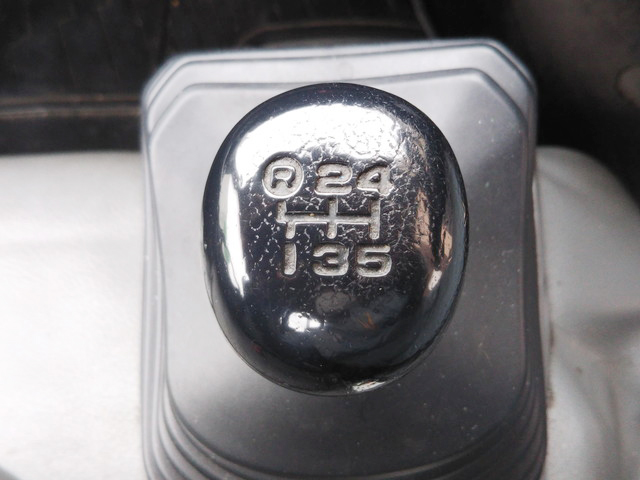 日野デュトロアルミブロック小型（2t・3t）[写真33]