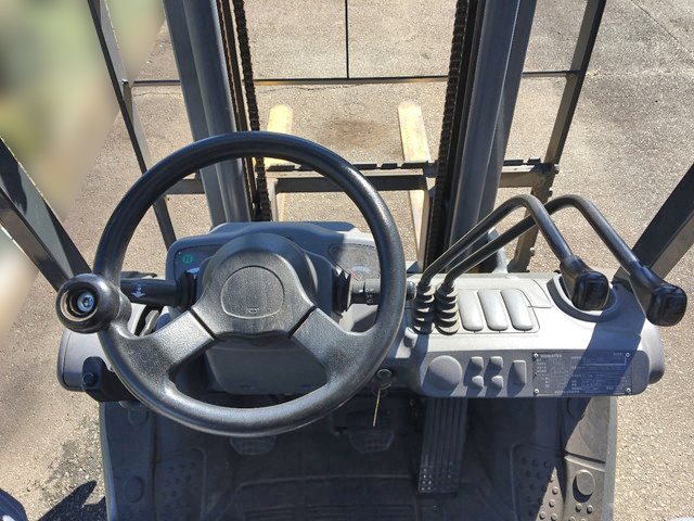 コマツフォークリフト[写真17]