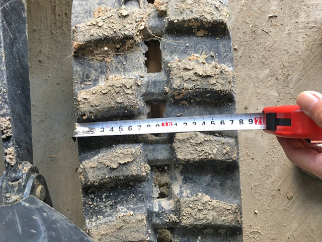 ヤンマーミニユンボ（ミニバックホー）[写真11]