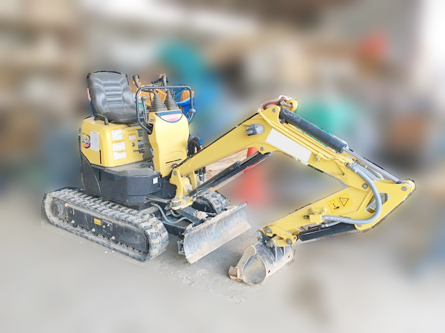 ヤンマーミニユンボ（ミニバックホー）[写真02]