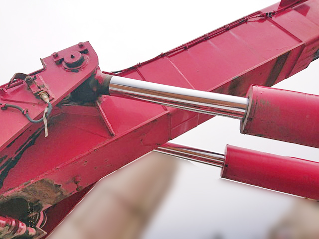 日野プロフィアコンテナ専用車大型（10t）[写真10]