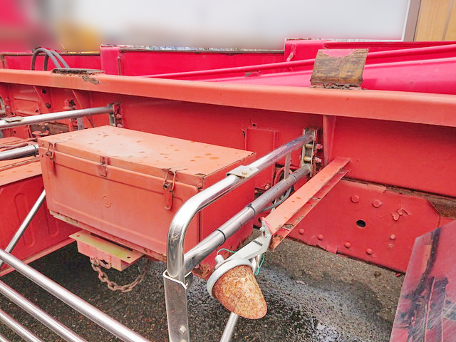 日野プロフィアコンテナ専用車大型（10t）[写真15]