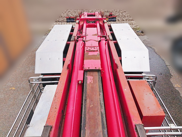 日野プロフィアコンテナ専用車大型（10t）[写真05]