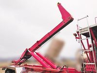 日野プロフィアコンテナ専用車大型（10t）[写真09]